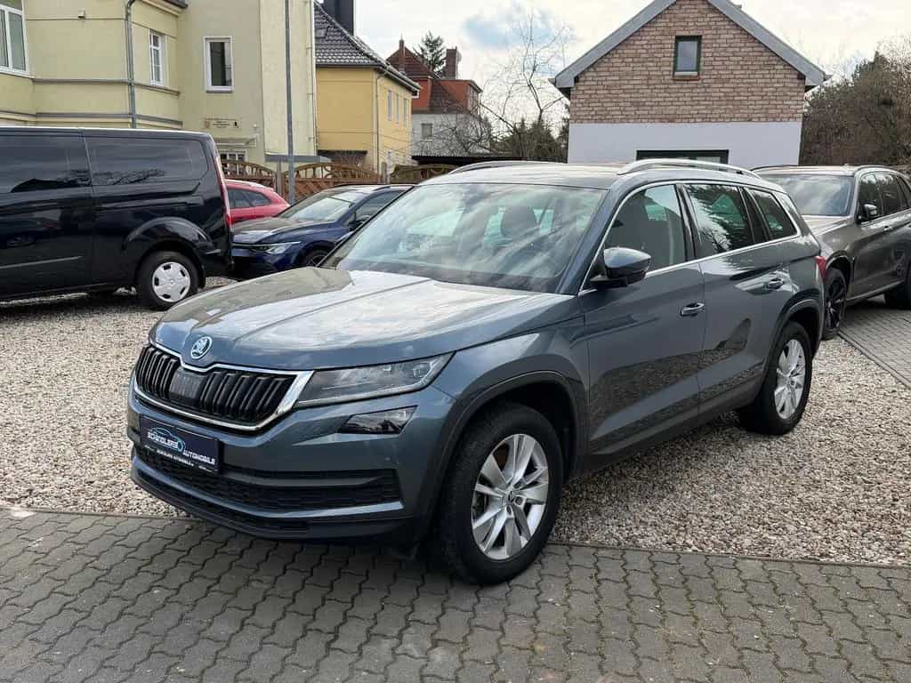 Skoda Kodiaq Style 4x4 DSG ACC RFK MFL AHK Appel Car 08/2019-photo-8