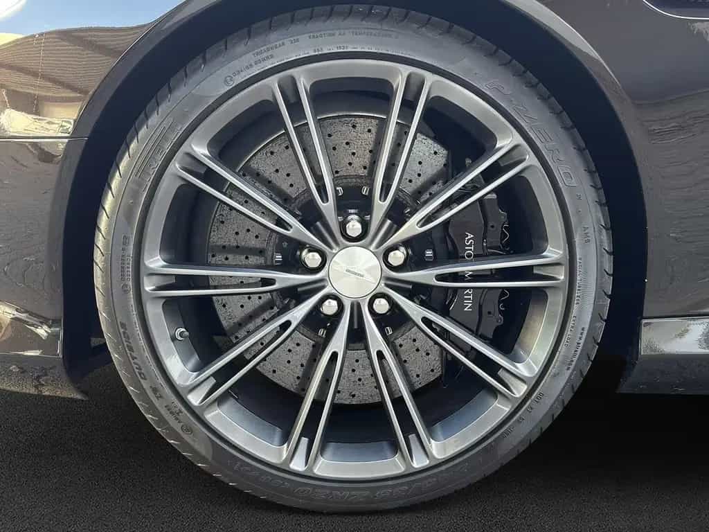 Aston Martin DB9 /Virage, 2. Hand, unfallfrei, Scheckheft 08/2012-photo-5