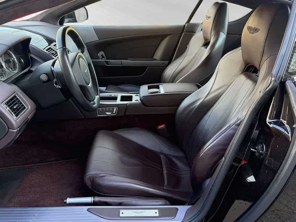 Aston Martin DB9 /Virage, 2. Hand, unfallfrei, Scheckheft 08/2012-photo-7