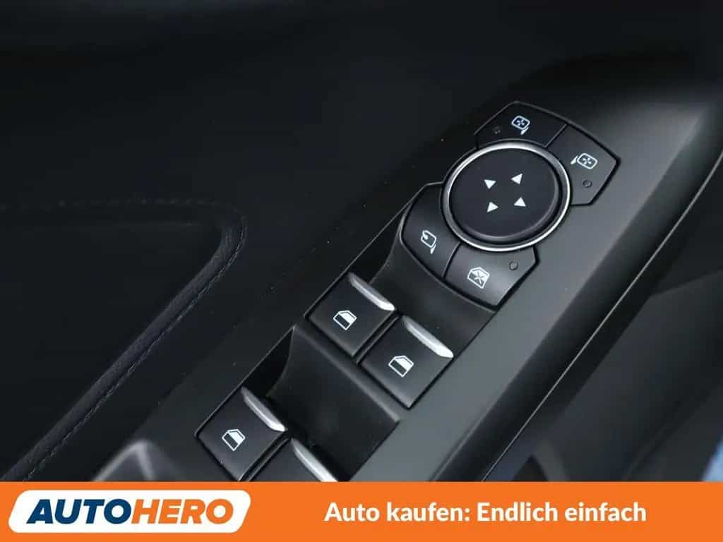 Ford Focus 2.3 EcoBoost ST*NAVI*LED*ACC*SPUR*PDC*SHZ* 07/2020-photo-23