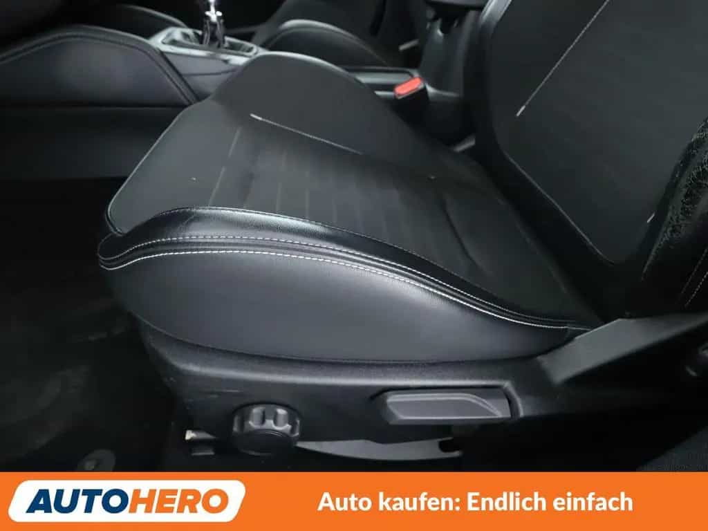Ford Focus 2.3 EcoBoost ST*NAVI*LED*ACC*SPUR*PDC*SHZ* 07/2020-photo-24