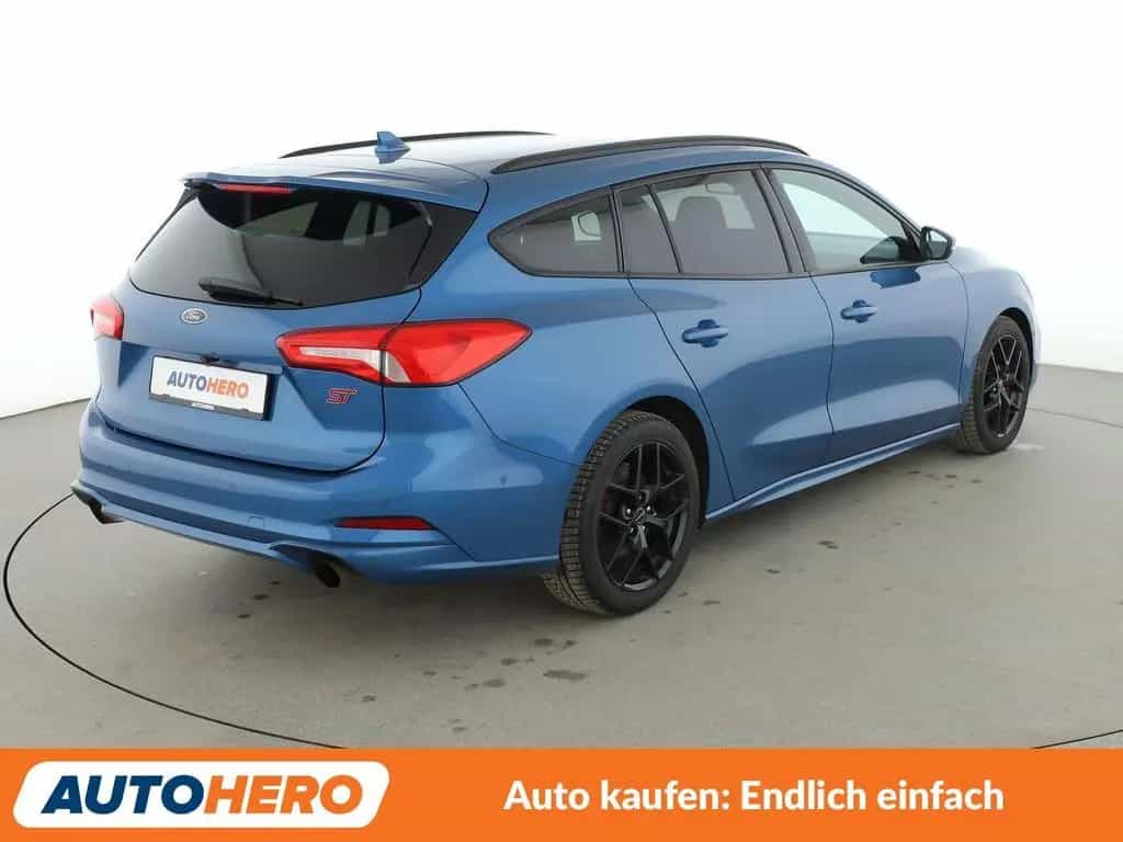 Ford Focus 2.3 EcoBoost ST*NAVI*LED*ACC*SPUR*PDC*SHZ* 07/2020-photo-5