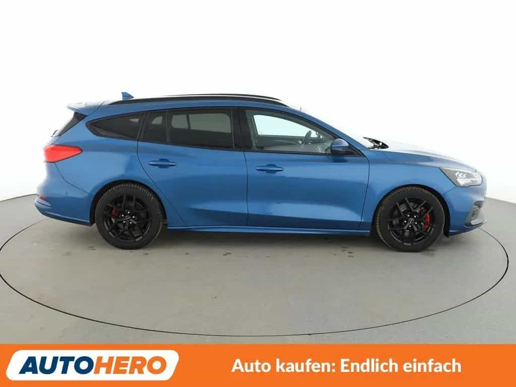 Ford Focus 2.3 EcoBoost ST*NAVI*LED*ACC*SPUR*PDC*SHZ* 07/2020-photo-6