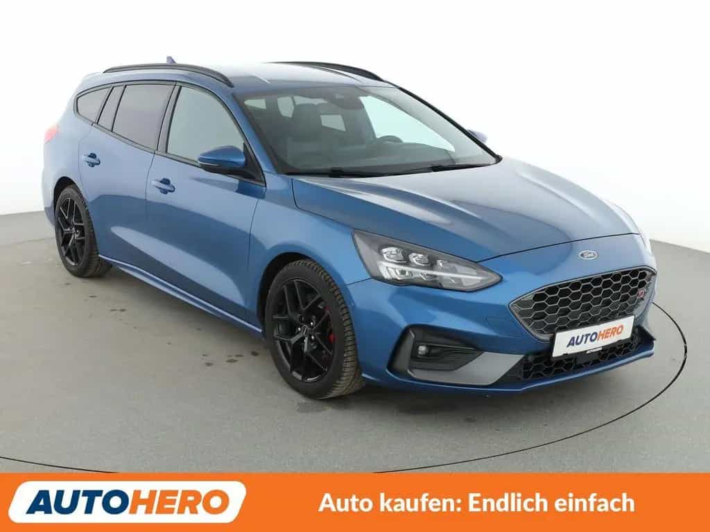 Ford Focus 2.3 EcoBoost ST*NAVI*LED*ACC*SPUR*PDC*SHZ* 07/2020-photo-7