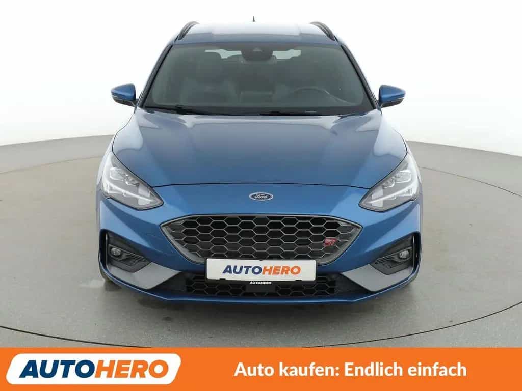 Ford Focus 2.3 EcoBoost ST*NAVI*LED*ACC*SPUR*PDC*SHZ* 07/2020-photo-8
