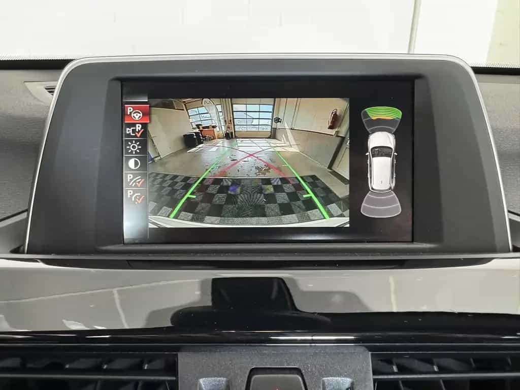 BMW X1 sDrive 20 i xLine ACC LED Kamera Ambiente Nav 06/2017-photo-18