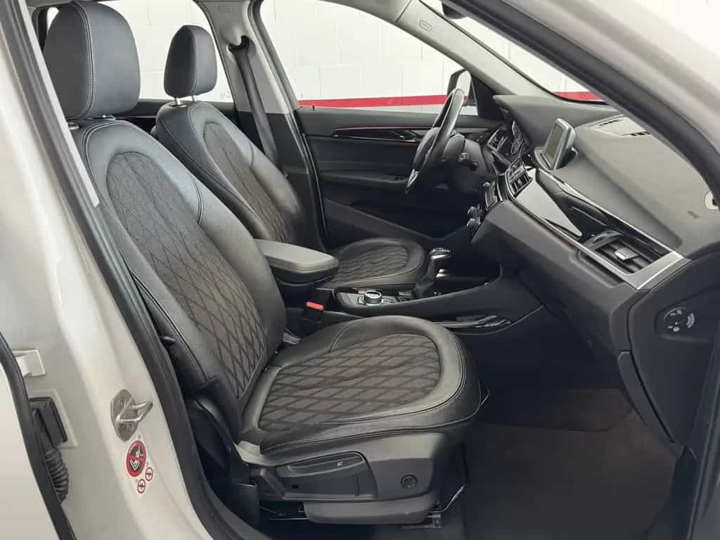 BMW X1 sDrive 20 i xLine ACC LED Kamera Ambiente Nav 06/2017-photo-21