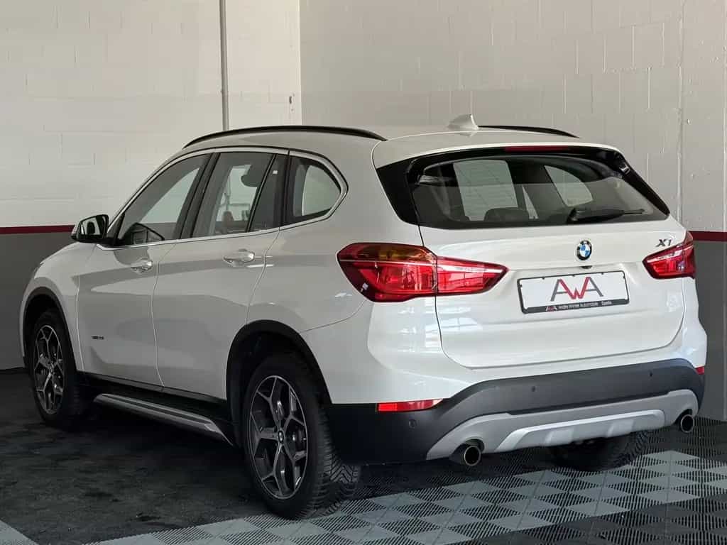 BMW X1 sDrive 20 i xLine ACC LED Kamera Ambiente Nav 06/2017-photo-6