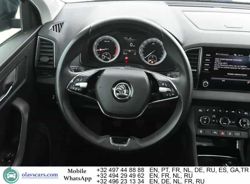 Skoda Karoq 1.0 TSI Clever Pano CarPlay Navi KeylessS 12/2021-photo-10