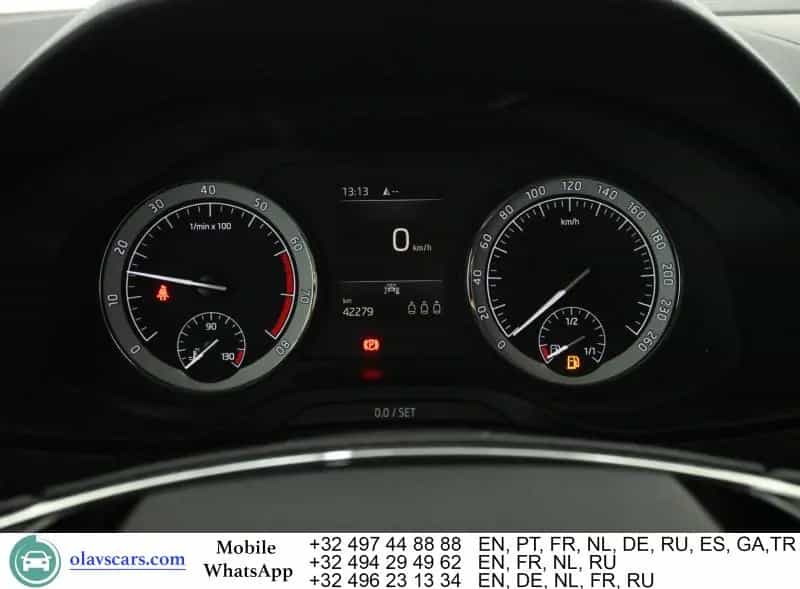 Skoda Karoq 1.0 TSI Clever Pano CarPlay Navi KeylessS 12/2021-photo-18