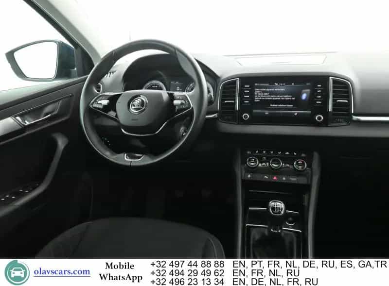 Skoda Karoq 1.0 TSI Clever Pano CarPlay Navi KeylessS 12/2021-photo-9