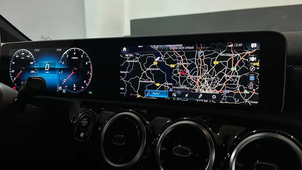Mercedes-Benz A-Class 180 *GROßES.DISPLAY*LED*SITZHEIZ*TEMPOMAT* 10/2019-photo-14