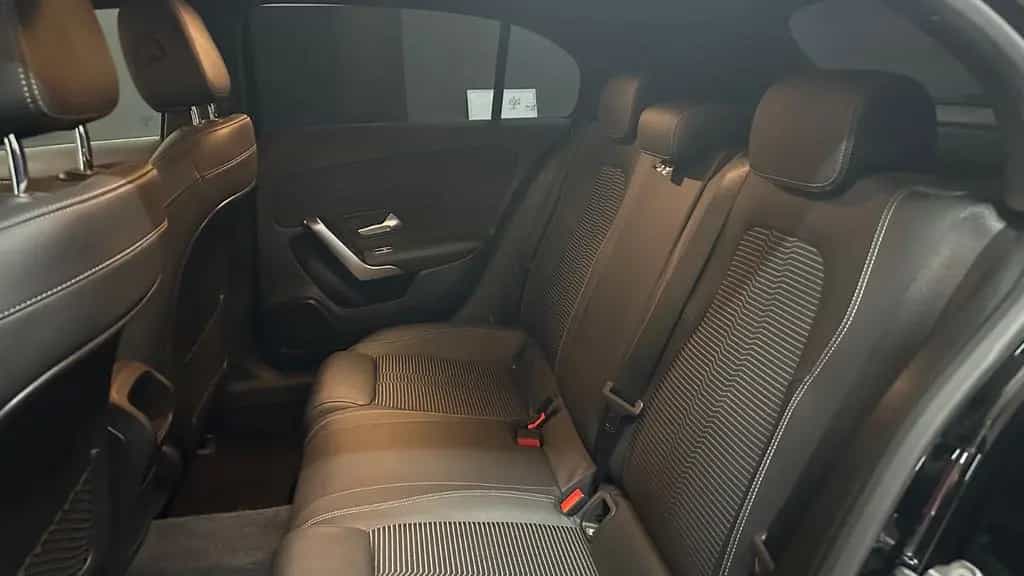 Mercedes-Benz A-Class 180 *GROßES.DISPLAY*LED*SITZHEIZ*TEMPOMAT* 10/2019-photo-22