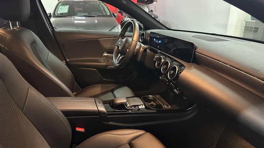 Mercedes-Benz A-Class 180 *GROßES.DISPLAY*LED*SITZHEIZ*TEMPOMAT* 10/2019-photo-28