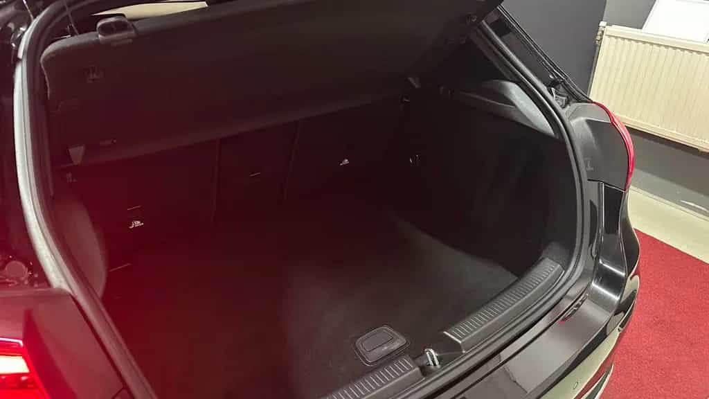 Mercedes-Benz A-Class 180 *GROßES.DISPLAY*LED*SITZHEIZ*TEMPOMAT* 10/2019-photo-31