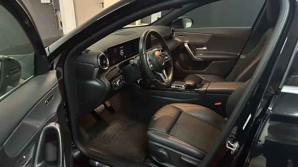 Mercedes-Benz A-Class 180 *GROßES.DISPLAY*LED*SITZHEIZ*TEMPOMAT* 10/2019-photo-8