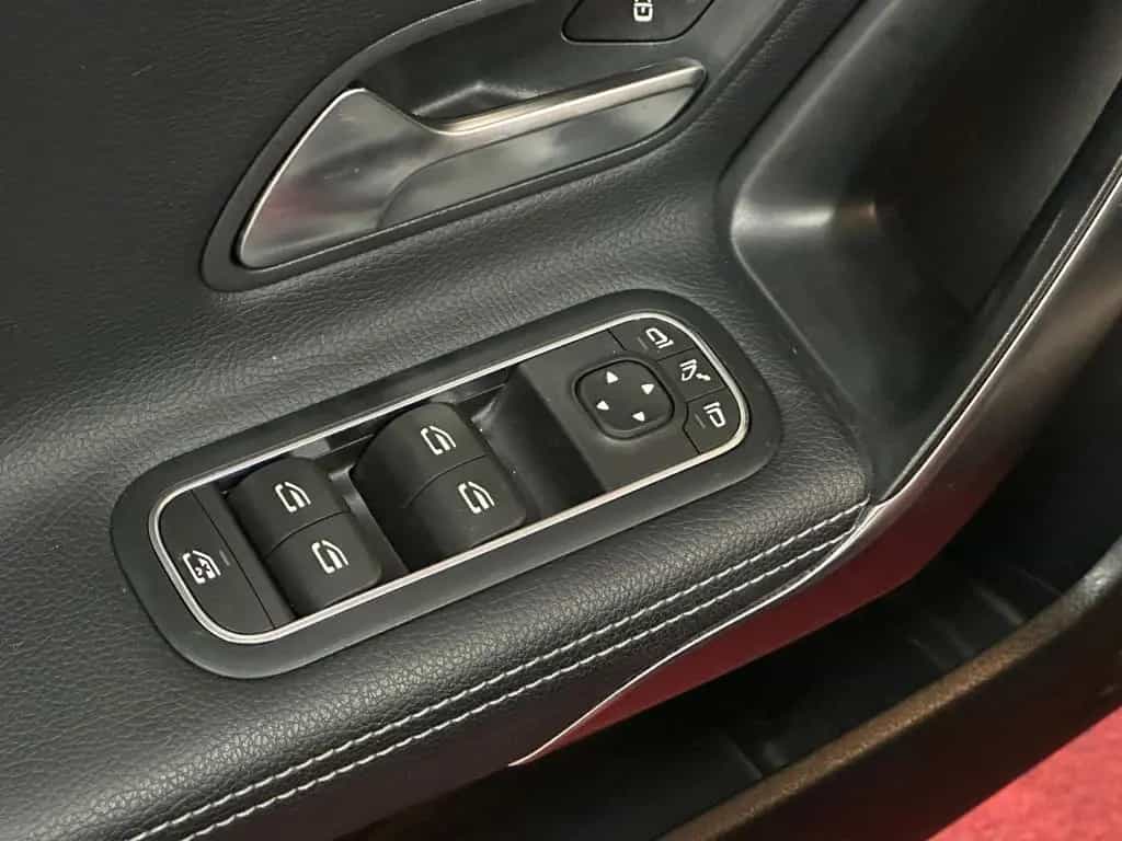 Mercedes-Benz A-Class 180 *GROßES.DISPLAY*LED*SITZHEIZ*TEMPOMAT* 10/2019-photo-9