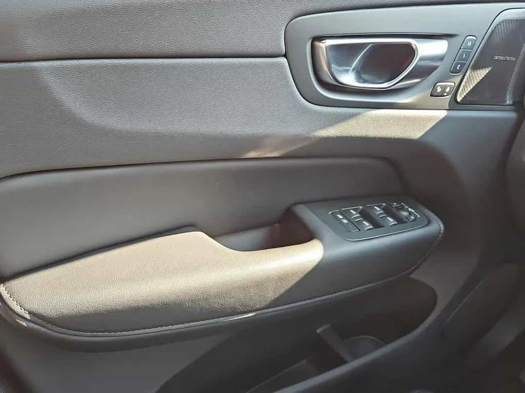 Volvo XC60 B5 AWD Ultimate Bright  AHK/Head-up/Pano 02/2023-photo-14