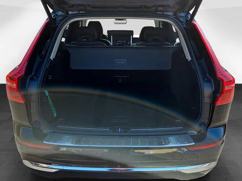 Volvo XC60 B5 AWD Ultimate Bright  AHK/Head-up/Pano 02/2023-photo-16