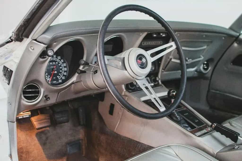 Corvette C3 nur 8500 Miles Gesamtlaufleistung 1975 07/1975-photo-2