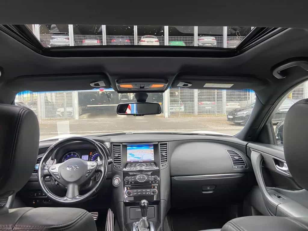 Infiniti QX70 3.0 d S  Vollaustattung 01/2016-photo-13