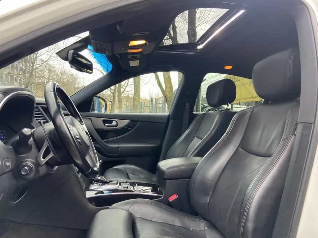 Infiniti QX70 3.0 d S  Vollaustattung 01/2016-photo-17