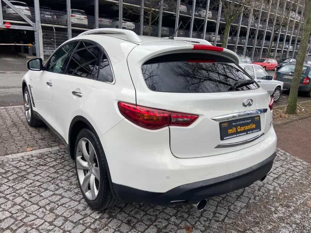 Infiniti QX70 3.0 d S  Vollaustattung 01/2016-photo-5