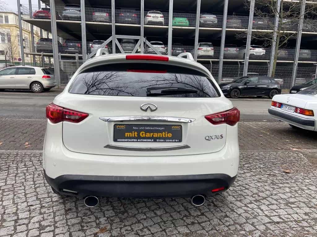 Infiniti QX70 3.0 d S  Vollaustattung 01/2016-photo-6