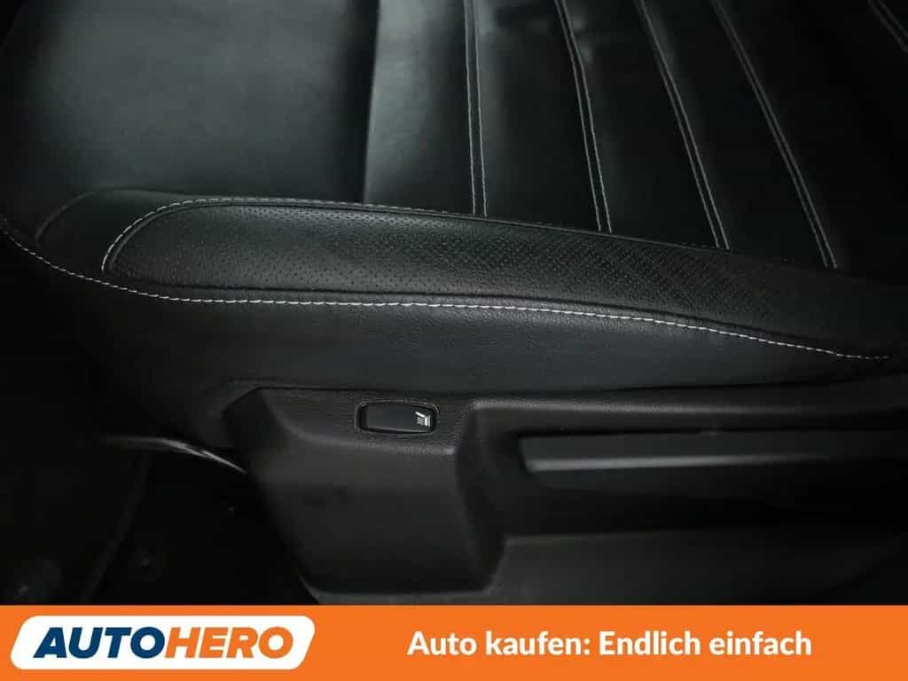Dacia Duster 1.3 TCe Adventure*NAVI*SHZ*360°*PDC*TEMPO 11/2019-photo-28