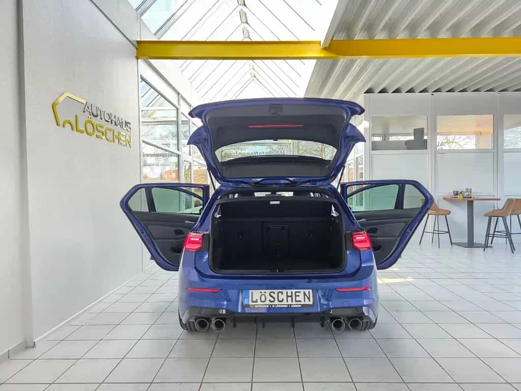 Volkswagen Golf VIII Limo R 4Motion Black Style Akrapovic 12/2023-photo-12