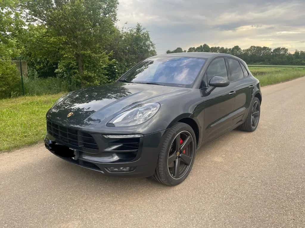 Porsche Macan GTS Burmester / 18 Wege / Sitzluft / 21" 07/2016-photo-0