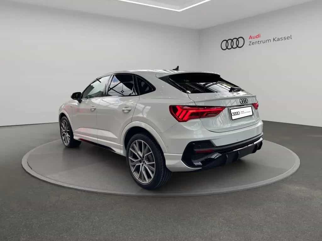Audi Q3 Sportback 35 TFSI S line LED Navi Kamera AHK 10/2025-photo-2