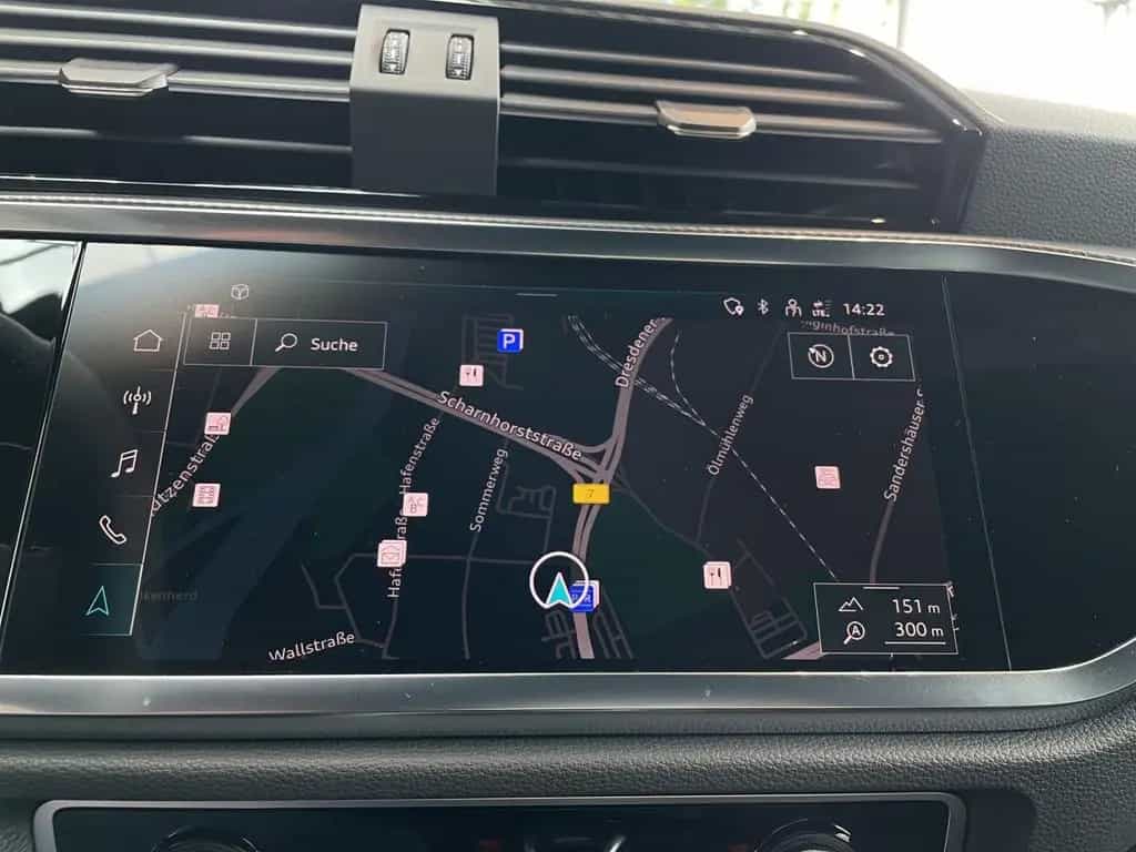 Audi Q3 Sportback 35 TFSI S line LED Navi Kamera AHK 10/2025-photo-22