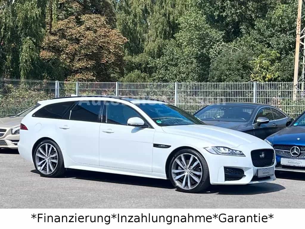 Jaguar XF Sportbrake R-Sport*LED*Pano* Black Pack* 01/2018-photo-10