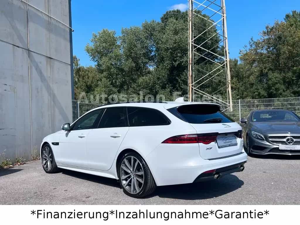 Jaguar XF Sportbrake R-Sport*LED*Pano* Black Pack* 01/2018-photo-13