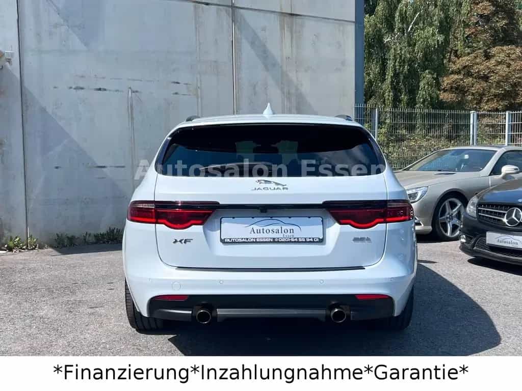 Jaguar XF Sportbrake R-Sport*LED*Pano* Black Pack* 01/2018-photo-14