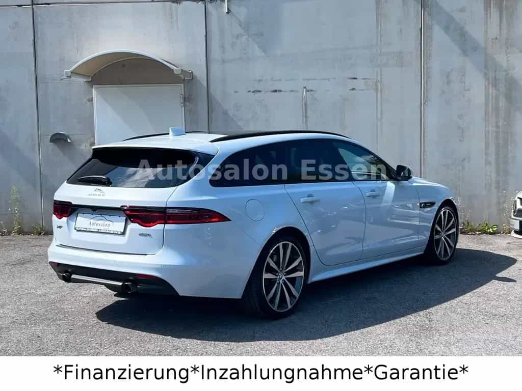 Jaguar XF Sportbrake R-Sport*LED*Pano* Black Pack* 01/2018-photo-17