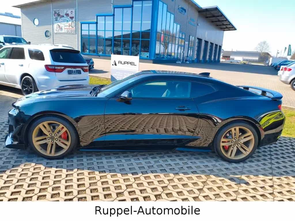 Chevrolet Camaro 6.2 V8 SS AT  20" NAVI LEDER R-CAM 05/2017-photo-1