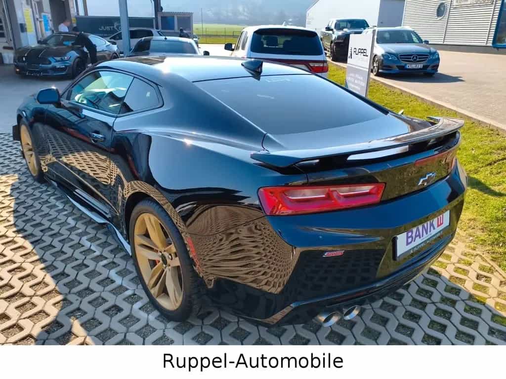 Chevrolet Camaro 6.2 V8 SS AT  20" NAVI LEDER R-CAM 05/2017-photo-2