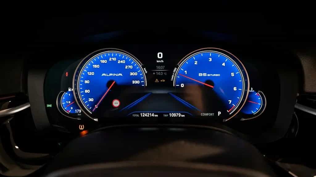 ALPINA B5 4.4 Bi-Turbo Touring 03/2019-photo-10