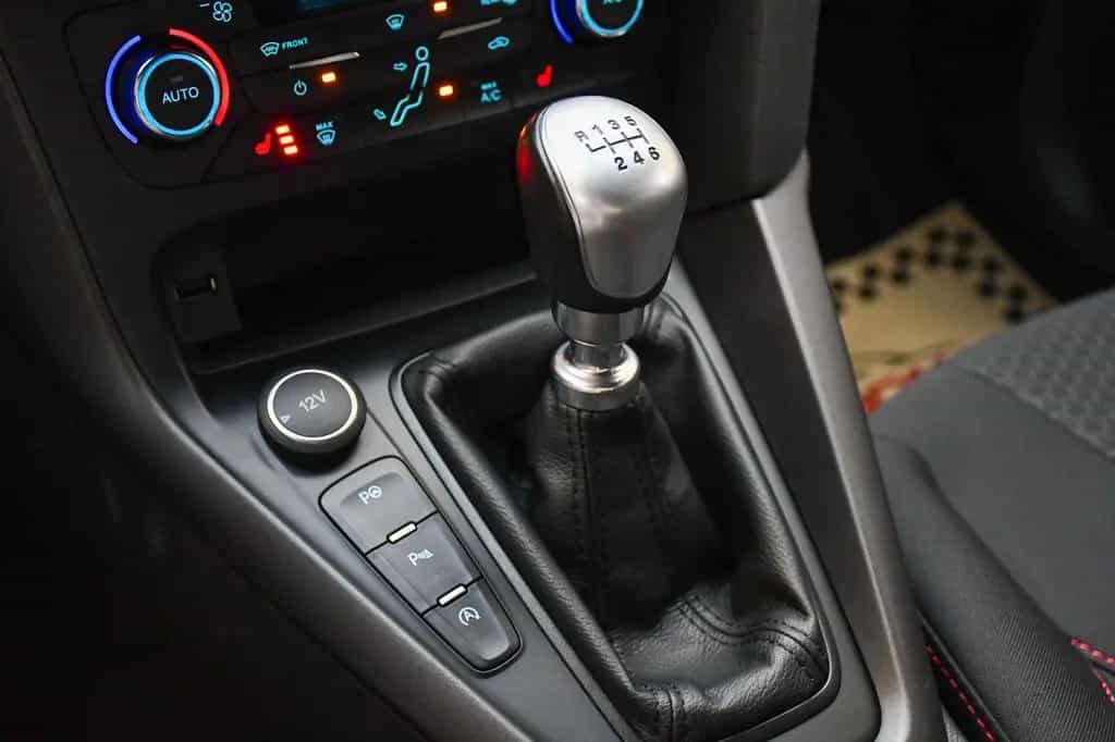 Ford Focus Lim. ST-Line Navi PDC 1. Hand nur 50tkm! 08/2017-photo-20