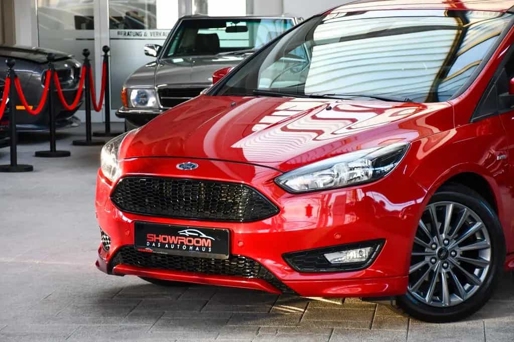 Ford Focus Lim. ST-Line Navi PDC 1. Hand nur 50tkm! 08/2017-photo-24