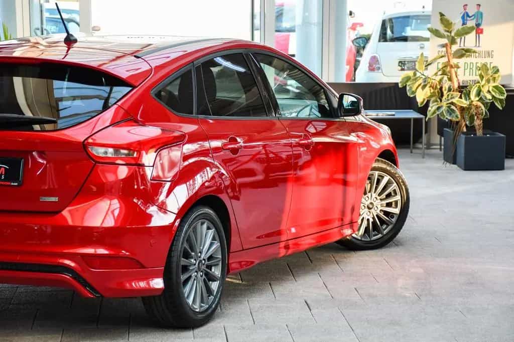 Ford Focus Lim. ST-Line Navi PDC 1. Hand nur 50tkm! 08/2017-photo-29