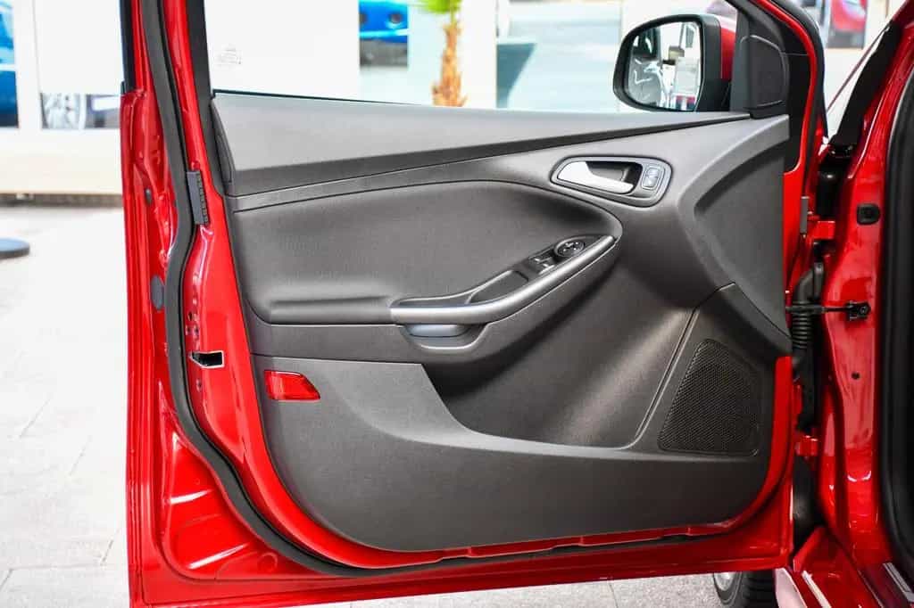 Ford Focus Lim. ST-Line Navi PDC 1. Hand nur 50tkm! 08/2017-photo-6