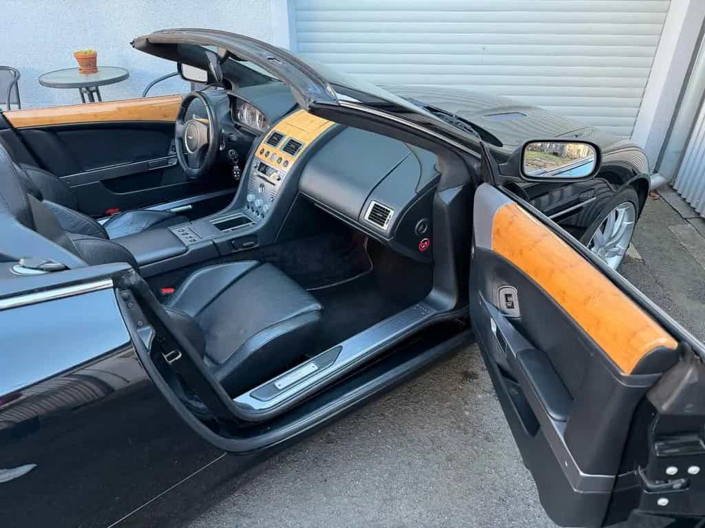 Aston Martin DB9 Volante 5.9 Touchtronic 01/2006-photo-17
