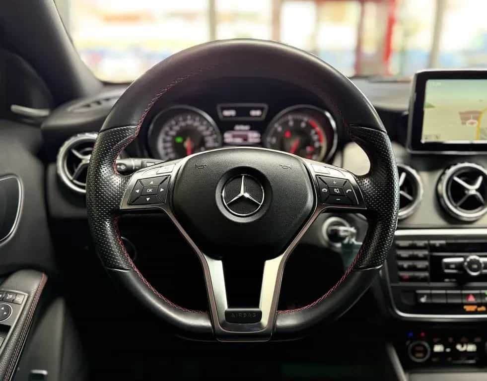 Mercedes-Benz GLA 200 AMG Line |H&K|Kamera|SHZ| 04/2015-photo-13