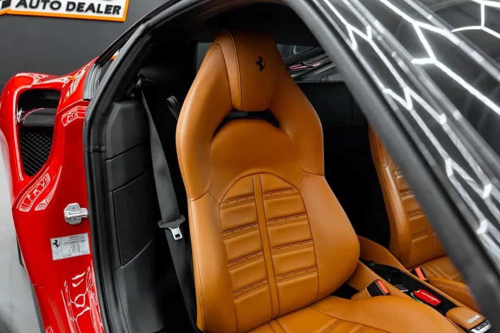 Ferrari 488 GTB NETTO EXPORT // CARBON PACKAGE 01/2016-photo-14