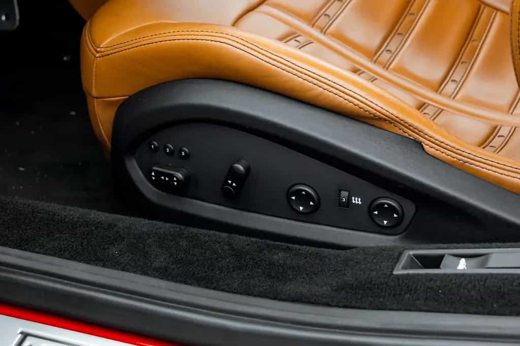 Ferrari 488 GTB NETTO EXPORT // CARBON PACKAGE 01/2016-photo-15