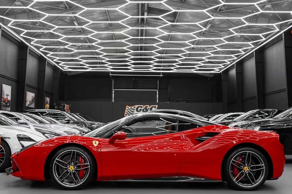 Ferrari 488 GTB NETTO EXPORT // CARBON PACKAGE 01/2016-photo-29