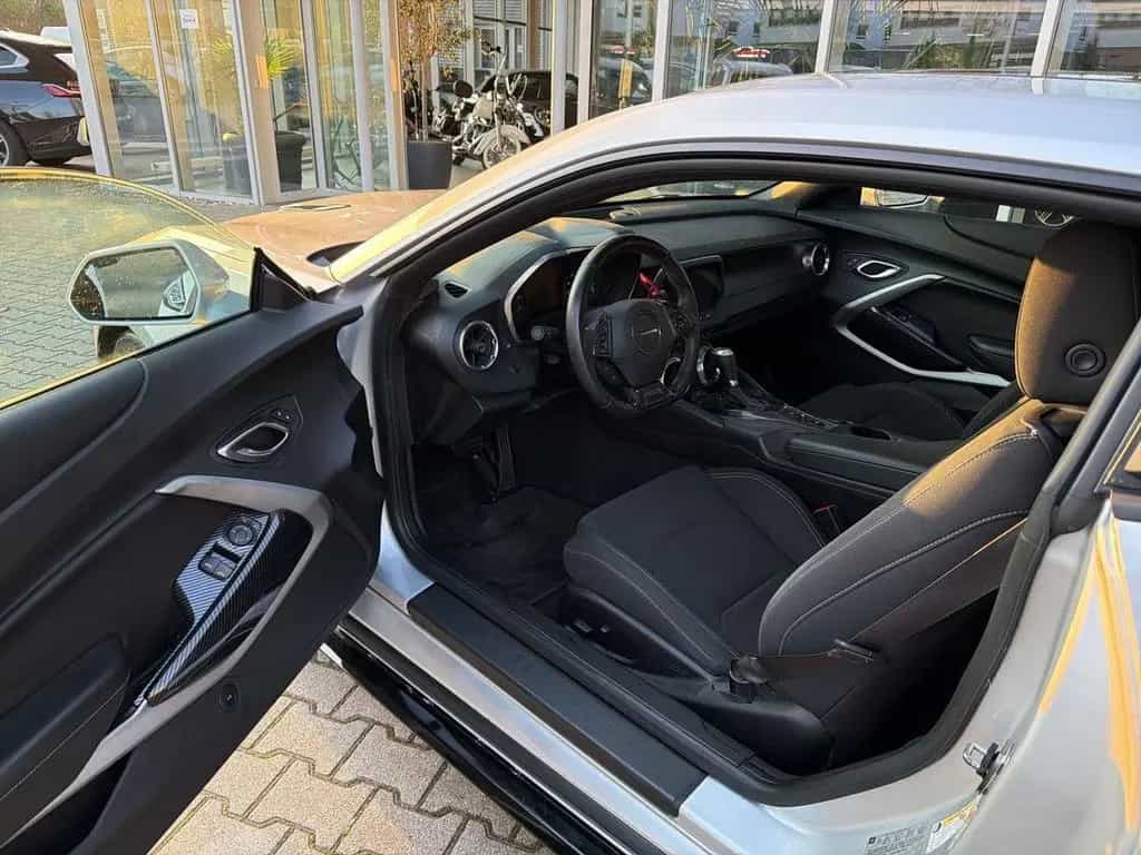 Chevrolet Camaro SS Coupé 06/2017-photo-6